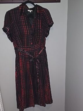 Black and Red Plaid Short-Sleeve Wrap Dress